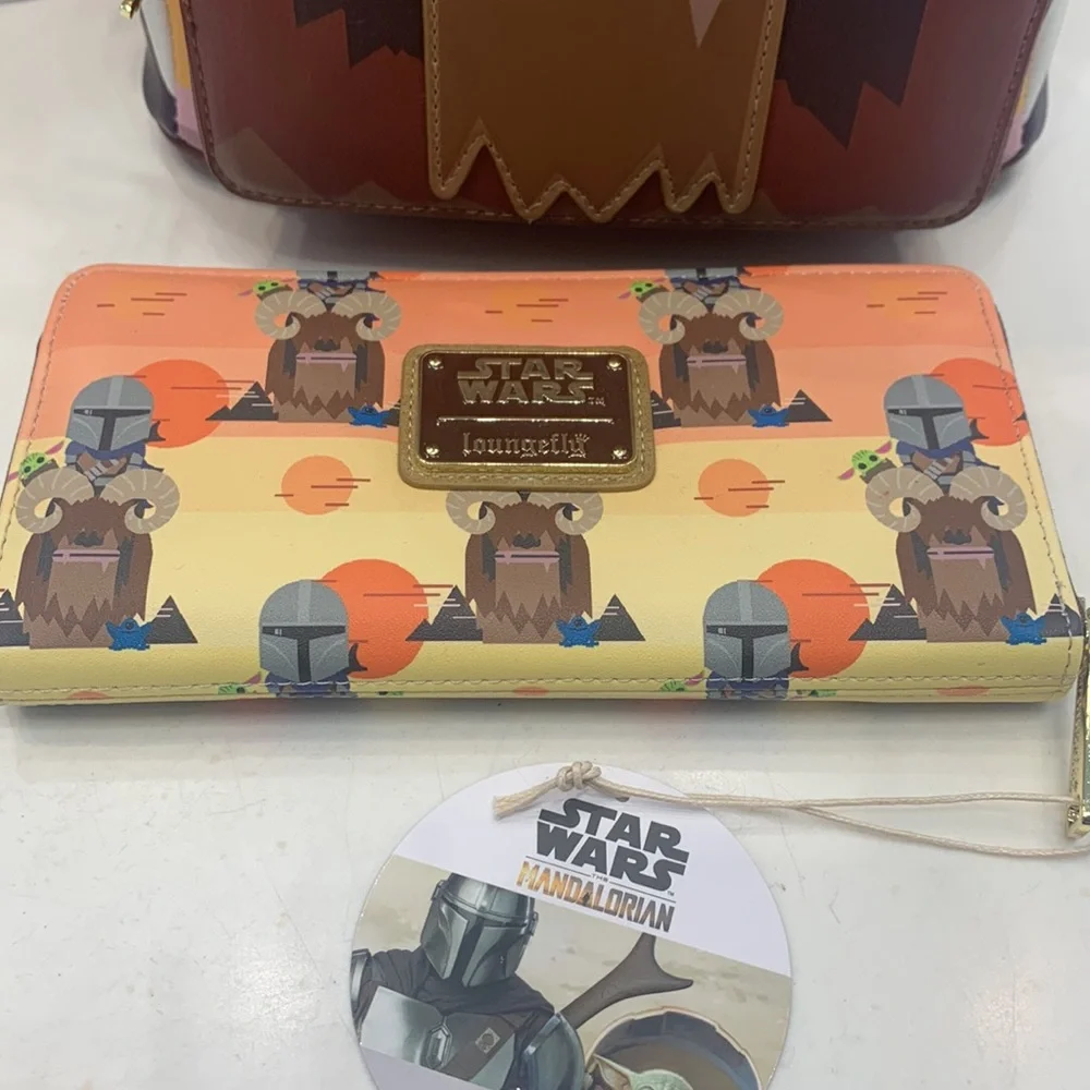 Mandalorian Star Wars loungefly backpack - Picture 2 of 13